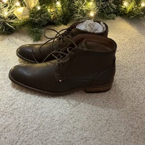 Tommy Hilfiger Dark Brown Chukka Boots retails $119